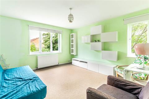 1 bedroom flat to rent, Wellington Drive, Welwyn Garden City, Hertfordshire, AL7