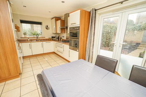 26 Plover Road, Leighton Buzzard, LU7 4AW