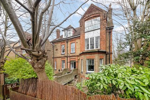 2 bedroom apartment for sale, Sylvan Road, Crystal Palace, London, SE19