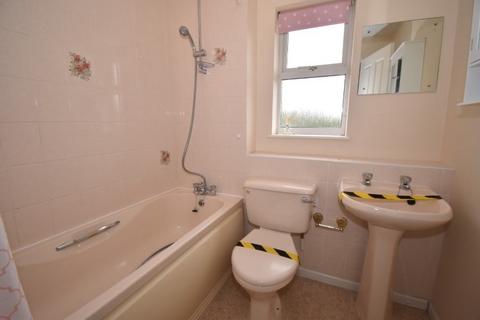 43 Grecian Way, Exeter, EX2 5PF