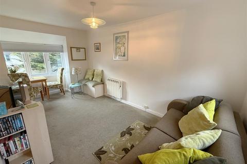 4 Bancroft Place, Stratford-upon-avon, CV37 6YZ