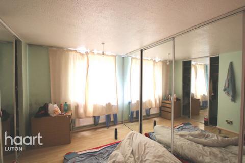 undefined, Kingsland Road, Luton