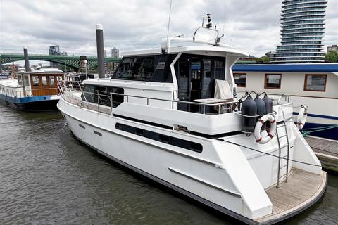 3 bedroom houseboat for sale, imperial Wharf Marina, London SW6