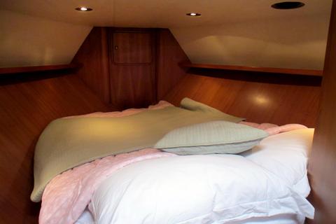 3 bedroom houseboat for sale, imperial Wharf Marina, London SW6