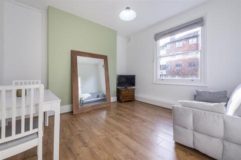 1 bedroom flat for sale, Pleshey Road