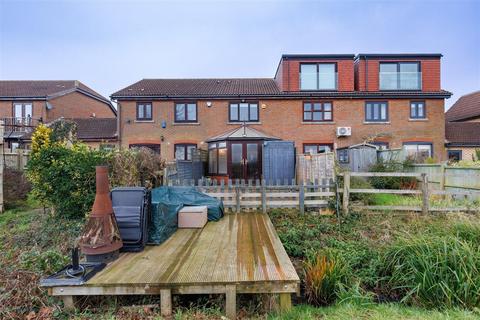 2 bedroom terraced house for sale, Green Close, Epping Green