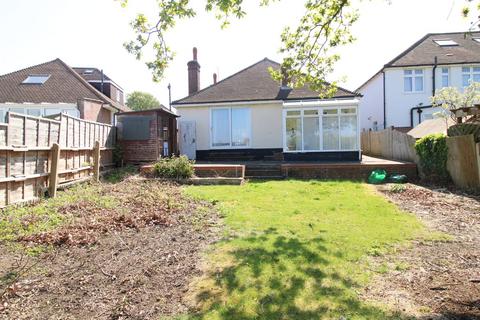 10 The Crescent, West Wickham, BR4 0HE