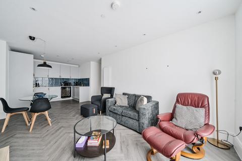 2 bedroom flat for sale, Fellowes Rise, Winchester, Hampshire, SO22