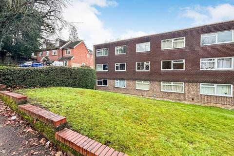 2 bedroom apartment to rent, Baron Court, Reading, RG30