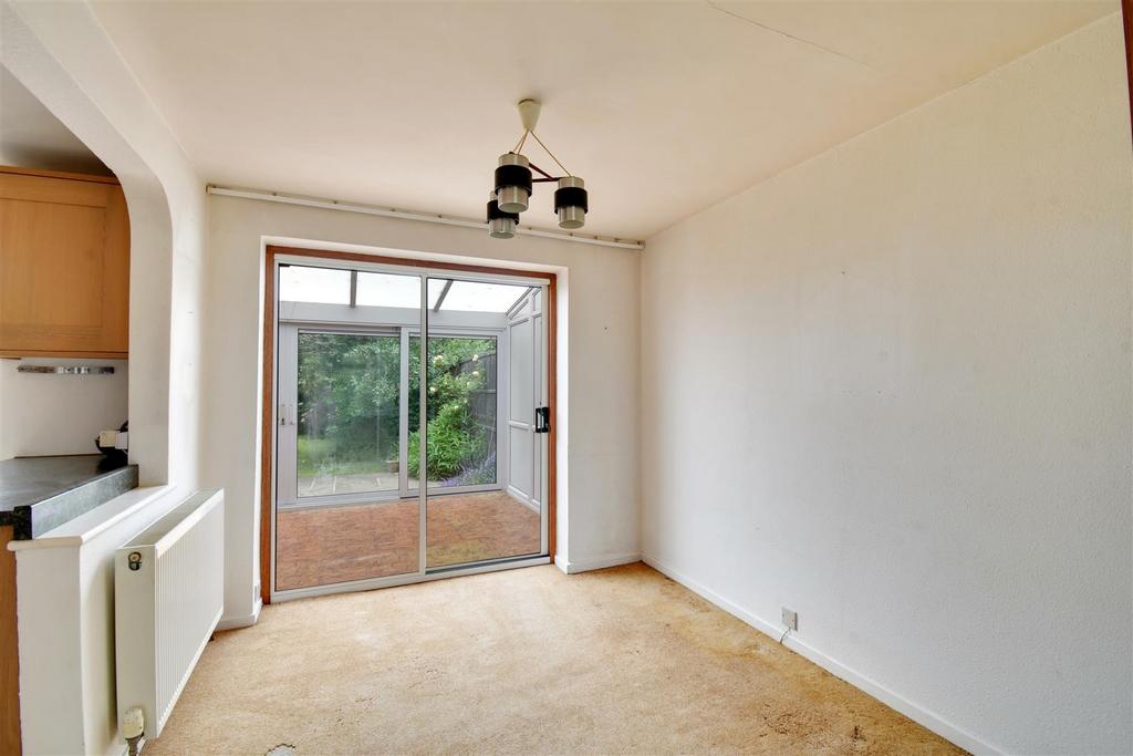 Dining Area 1.jpg