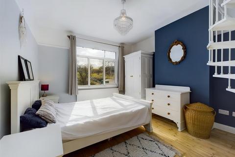 154 Buxton Road, Newtown, Stockport, SK12 2RQ