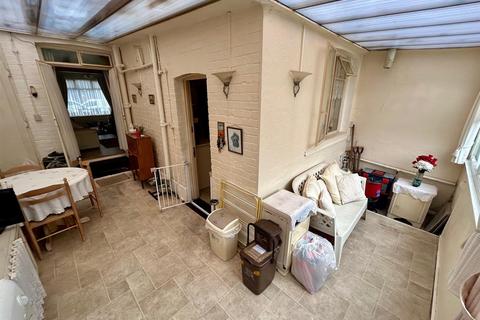 20 Lyndhurst Road, London, E4 9JU