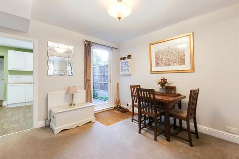 38 Gladstone Road, Farnborough, Orpington, BR6 7DZ