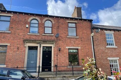 4 bedroom terraced house to rent, Hollins Lane, Accrington