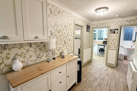 2 bedroom ground floor flat for sale, Hill Village Road, Four Oaks, Sutton Coldfield