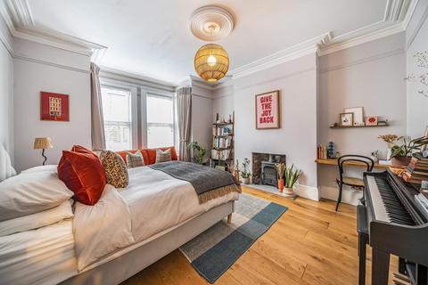 2 bedroom flat for sale, Kendall Road, Beckenham