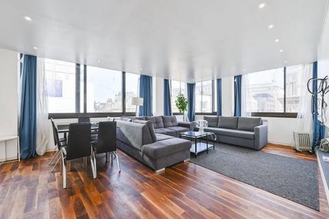 2 bedroom flat for sale, Gilbert Street, London W1K