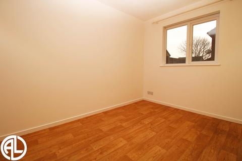 1 bedroom apartment for sale, Swift Close, Letchworth Garden City, SG6 4LL