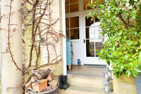 3 bedroom terraced house for sale, 3 The Lindens, Skipton Road, Utley, Keighley