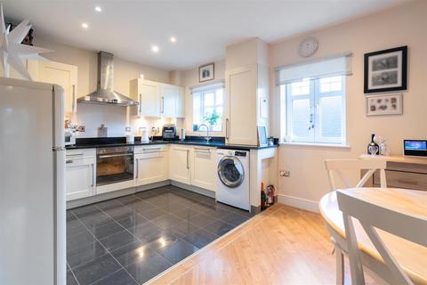 2 bedroom flat for sale, Station Road, Apartment 4, Knowle, Solihull