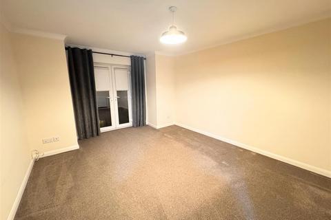 2 bedroom flat to rent, Caledonian Gate, Coatbridge ML5