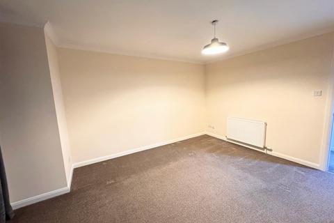 2 bedroom flat to rent, Caledonian Gate, Coatbridge ML5