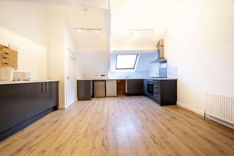 3 bedroom flat for sale, Stratford Road, Newcastle upon Tyne NE6