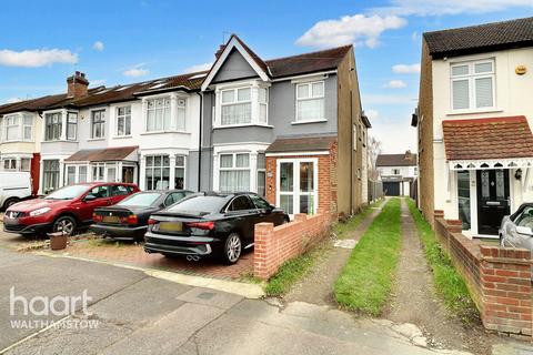 4 bedroom end of terrace house for sale, Middleton Avenue, Chingford