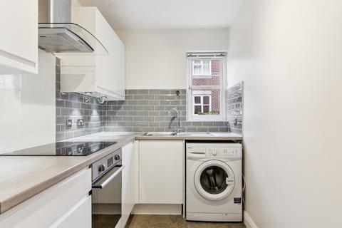 11 The Brambles, St Albans, AL1 2DP