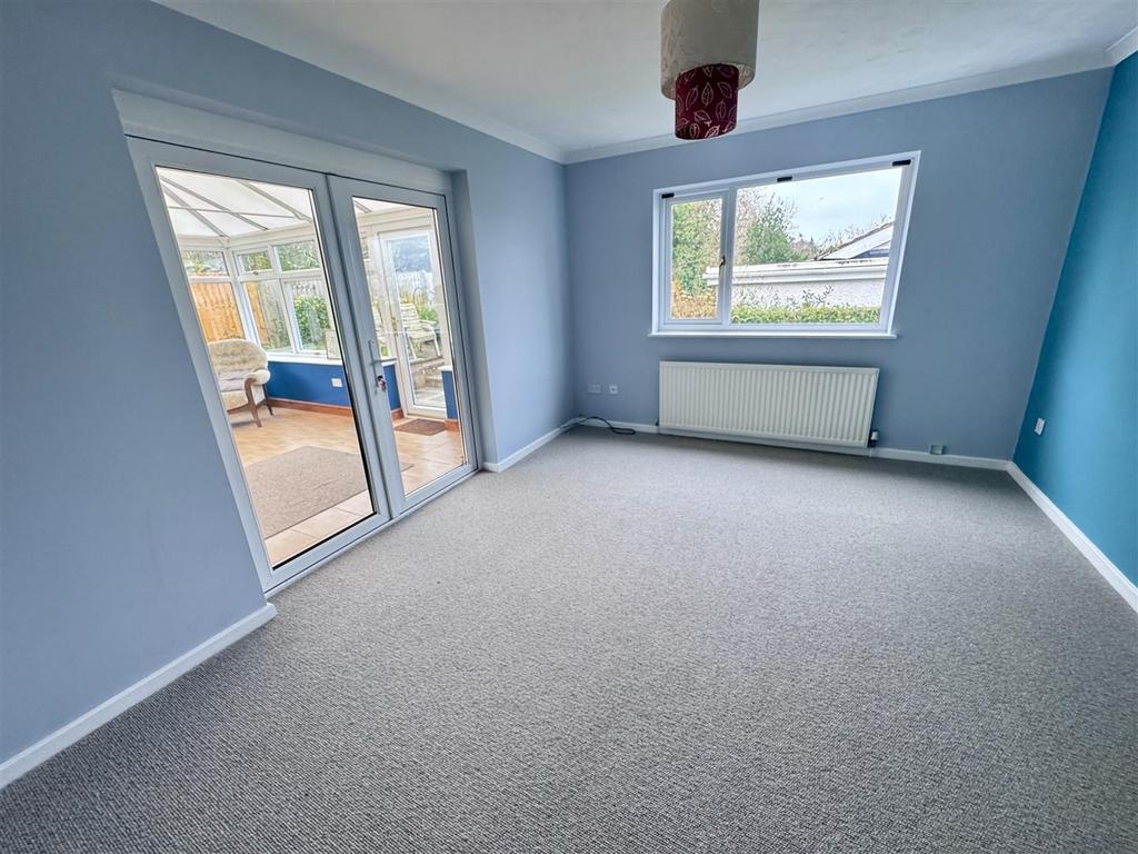 Sitting Room/Bedroom 2