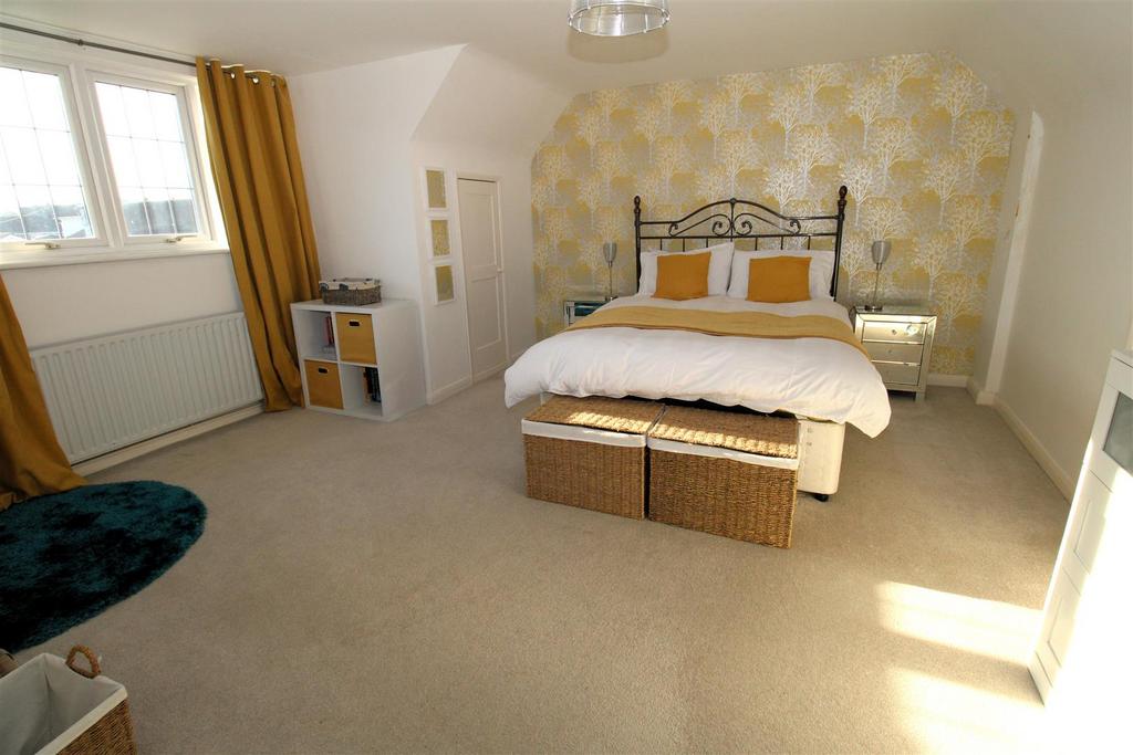 Bed 1.JPG