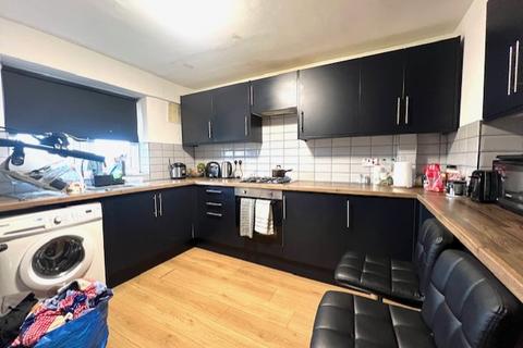 1 bedroom flat to rent, Weir Hall Road, London N17