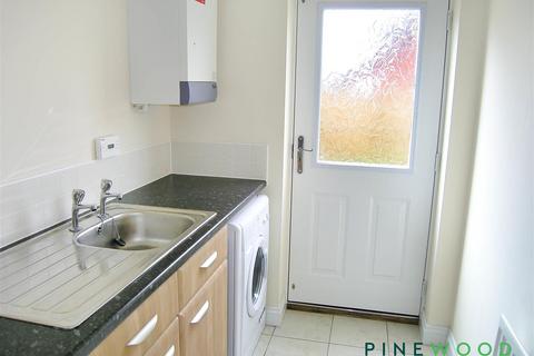 3 bedroom townhouse for sale, Woodhouse Close, Worksop S80