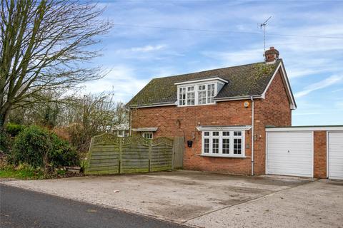 3 bedroom link detached house for sale, Tutbury, Burton-on-Trent, Staffordshire