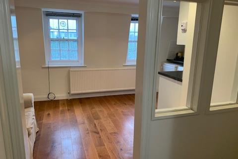 1 bedroom flat to rent, Church Street, London, NW8