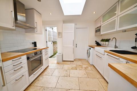 80 Second Cross Road, Twickenham, TW2 5RA