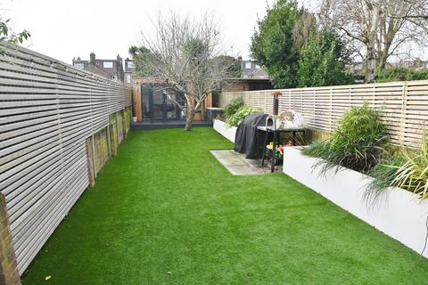 80 Second Cross Road, Twickenham, TW2 5RA