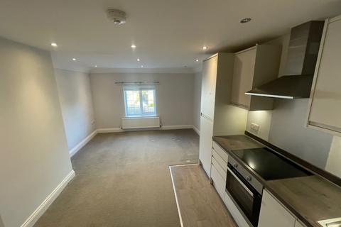 1 bedroom flat to rent, PERCY ROAD, BOURNEMOUTH - QUALITY ONE BEDROOM, FIRST FLOOR FLAT