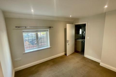 1 bedroom flat to rent, PERCY ROAD, BOURNEMOUTH - QUALITY ONE BEDROOM, FIRST FLOOR FLAT