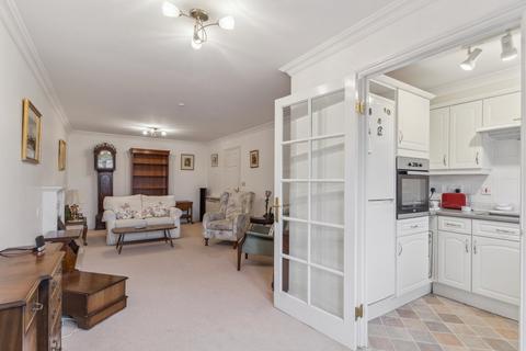 2 bedroom retirement property for sale, Queen Street, Hitchin, SG4