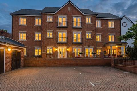 undefined, Queen Street, Hitchin, SG4