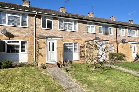 3 bedroom terraced house for sale, Walnut Close, Yateley GU46