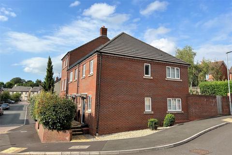 2 bedroom end of terrace house to rent, Grove Gate, Taunton TA2