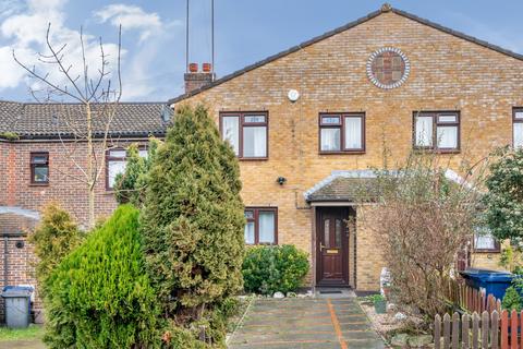 3 bedroom terraced house for sale, Ramsey Close, London NW9