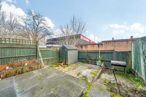 33 Ramsey Close, London, NW9 7DW