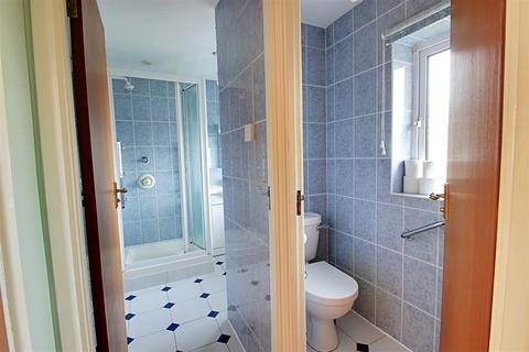 30 Great Park, Kings Langley, WD4 8EQ