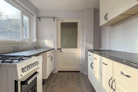 24 Avon Road, Pill, Bristol, BS20 0BN