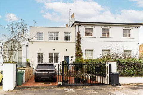 4 bedroom semi-detached house to rent, Greville Place, London, NW6