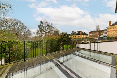 4 bedroom semi-detached house to rent, Greville Place, London, NW6