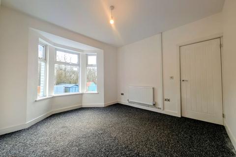 3 bedroom end of terrace house for sale, Llwynon Road, Abertillery